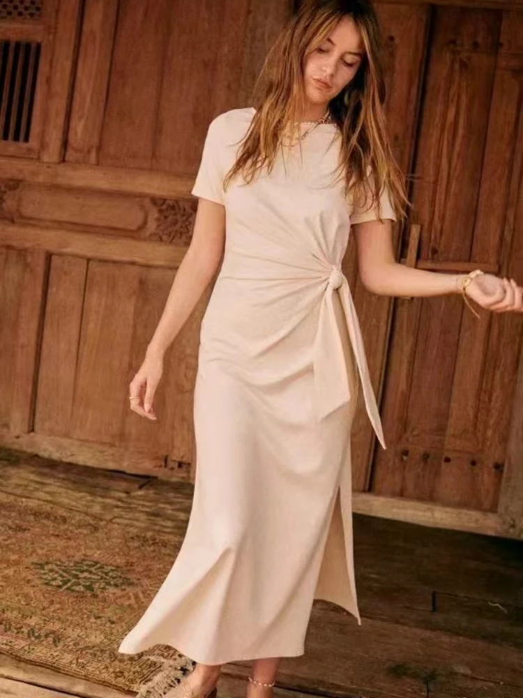 

2024 Spring and Summer Women Classic Waist Strapped Solid Color Long Dress