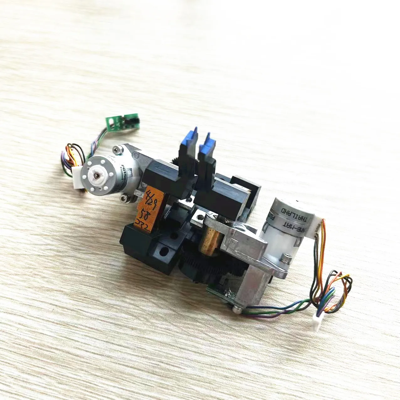 Mowl  旧型サーベイランス 38535 KAWASAKI Zephyr750 Stock Exhaust Sound / Walk Around