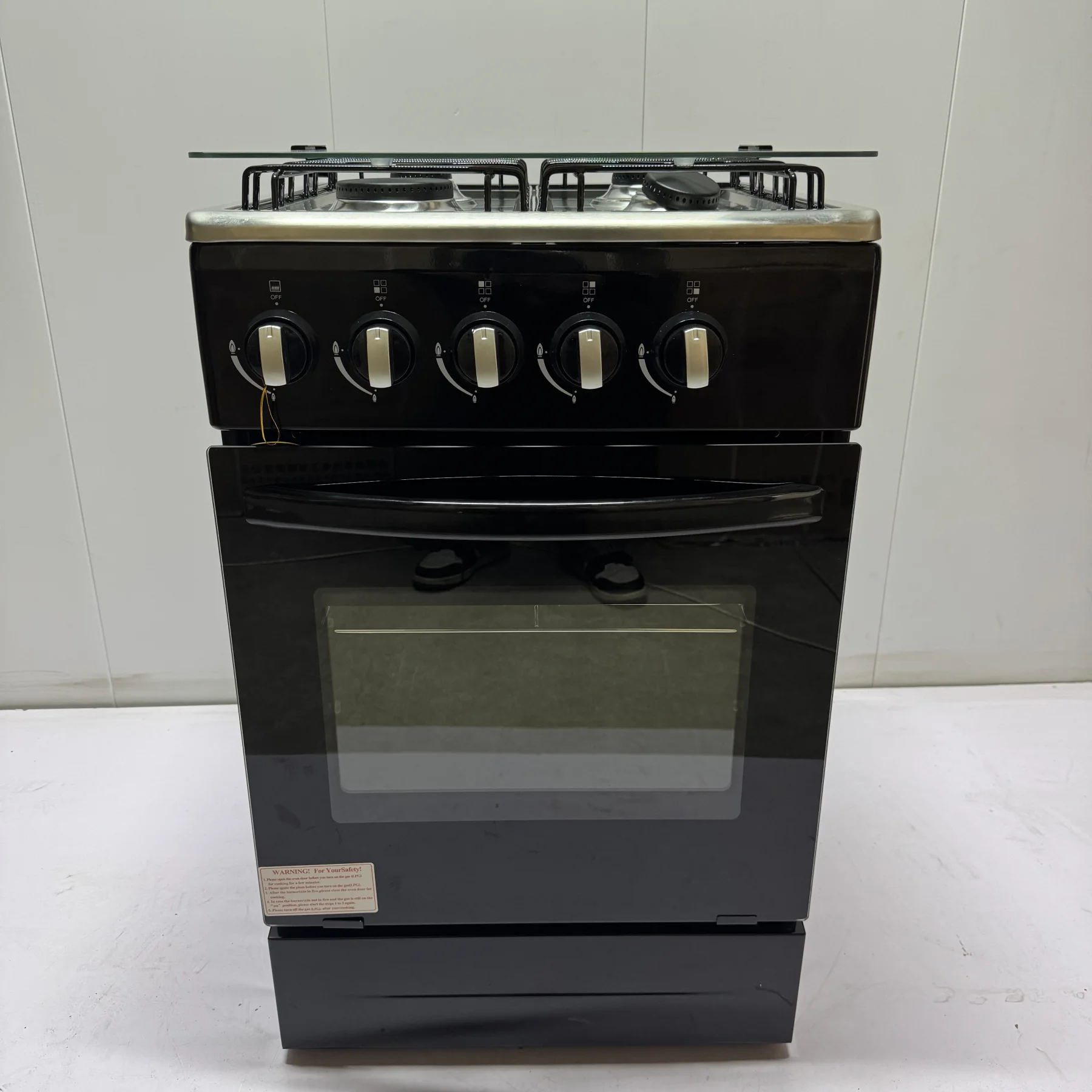 4-Burner Gas Range Cooker with 80L Oven – Black Stainless Steel