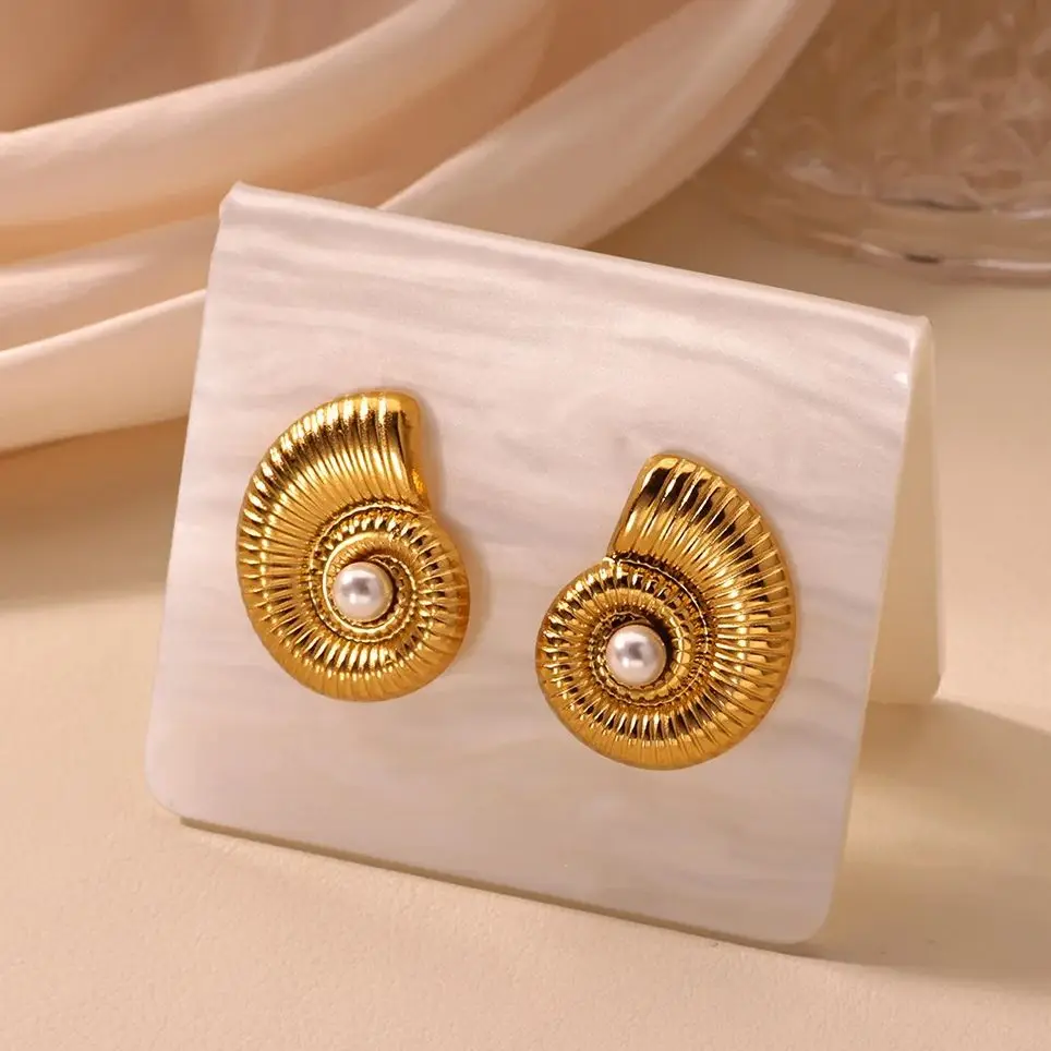 Luxury Peral Conch Stud Earrings Gold Color Retro Chic Stainless Steel