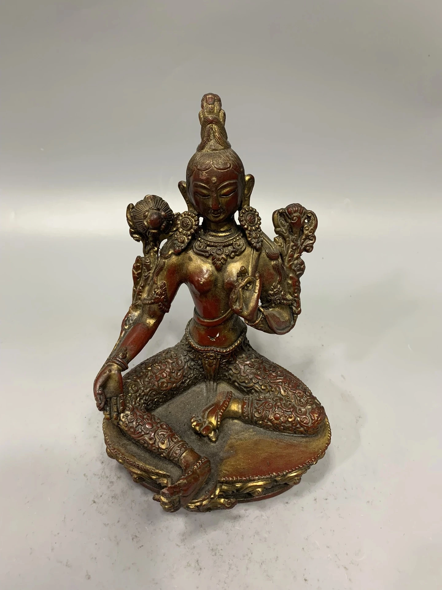 

Декорации для дома в античном стиле из арахиса в виде старого лотоса