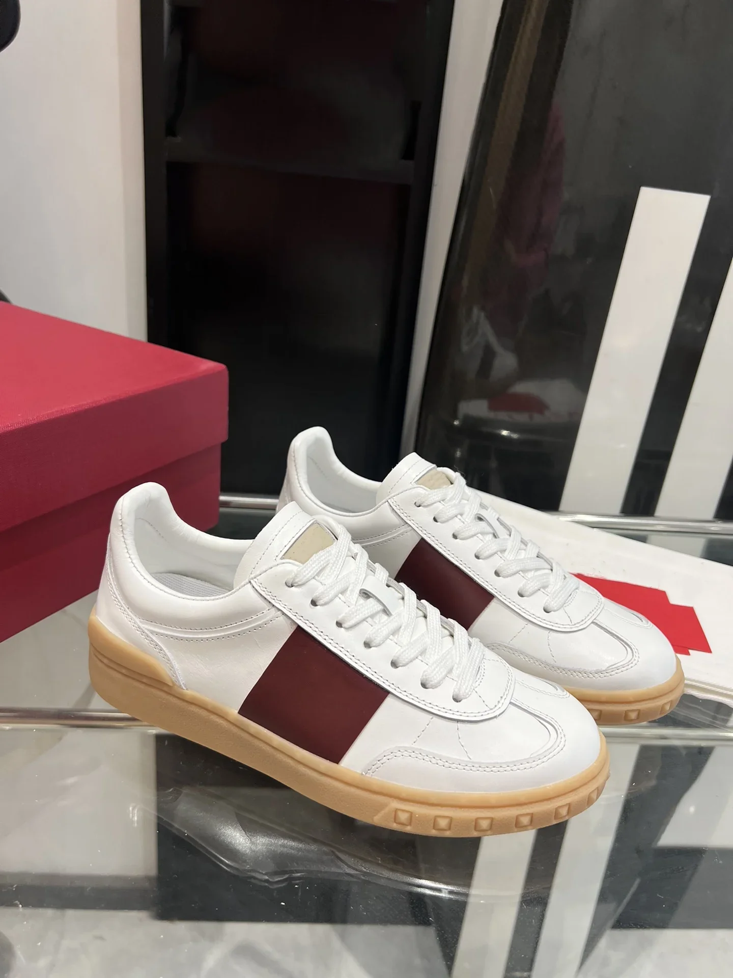 Couple retro fashion low top sneakers, casual color matching lace up sports shoes