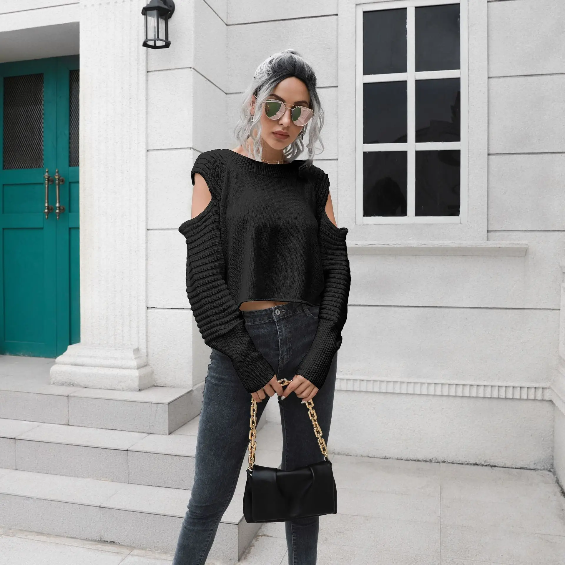 Рисунок 6 - Женский Короткий трикотажный свитер