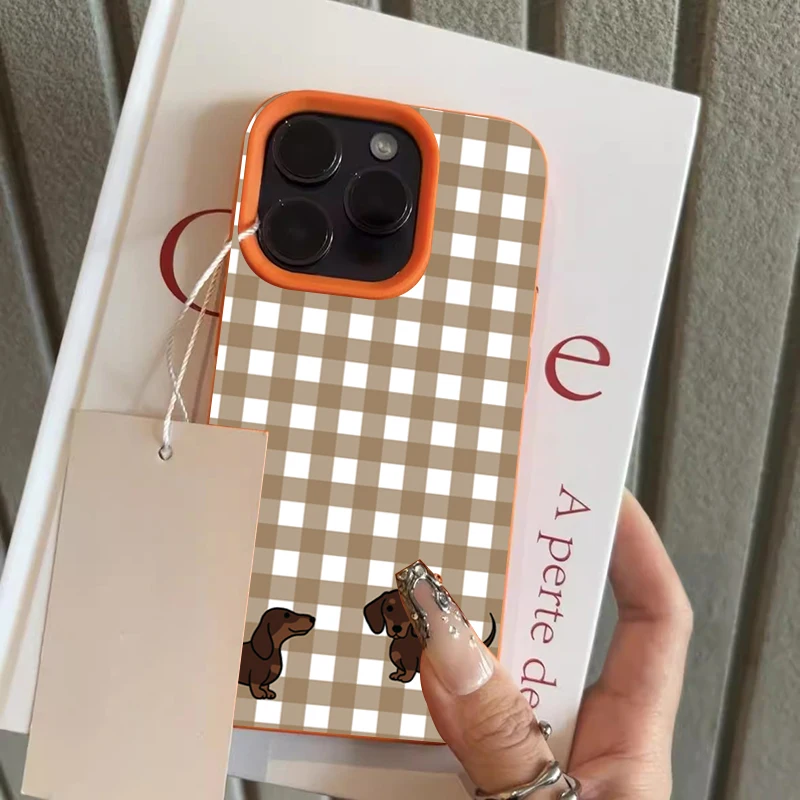 Plaid Sausage Dog Lychee Texture Phone Case - Soft Cover