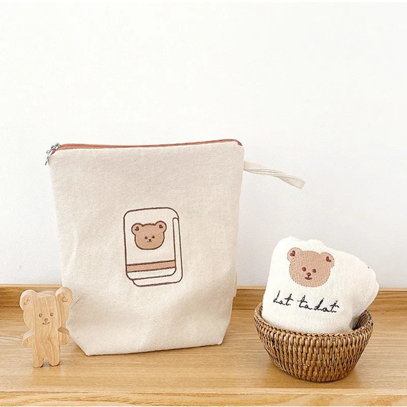 7pcs/set Fashion Baby Diaper Bags Cartoon Bear Portable Mommy Bag Newborn Baby Bottle Bag Stroller Storage