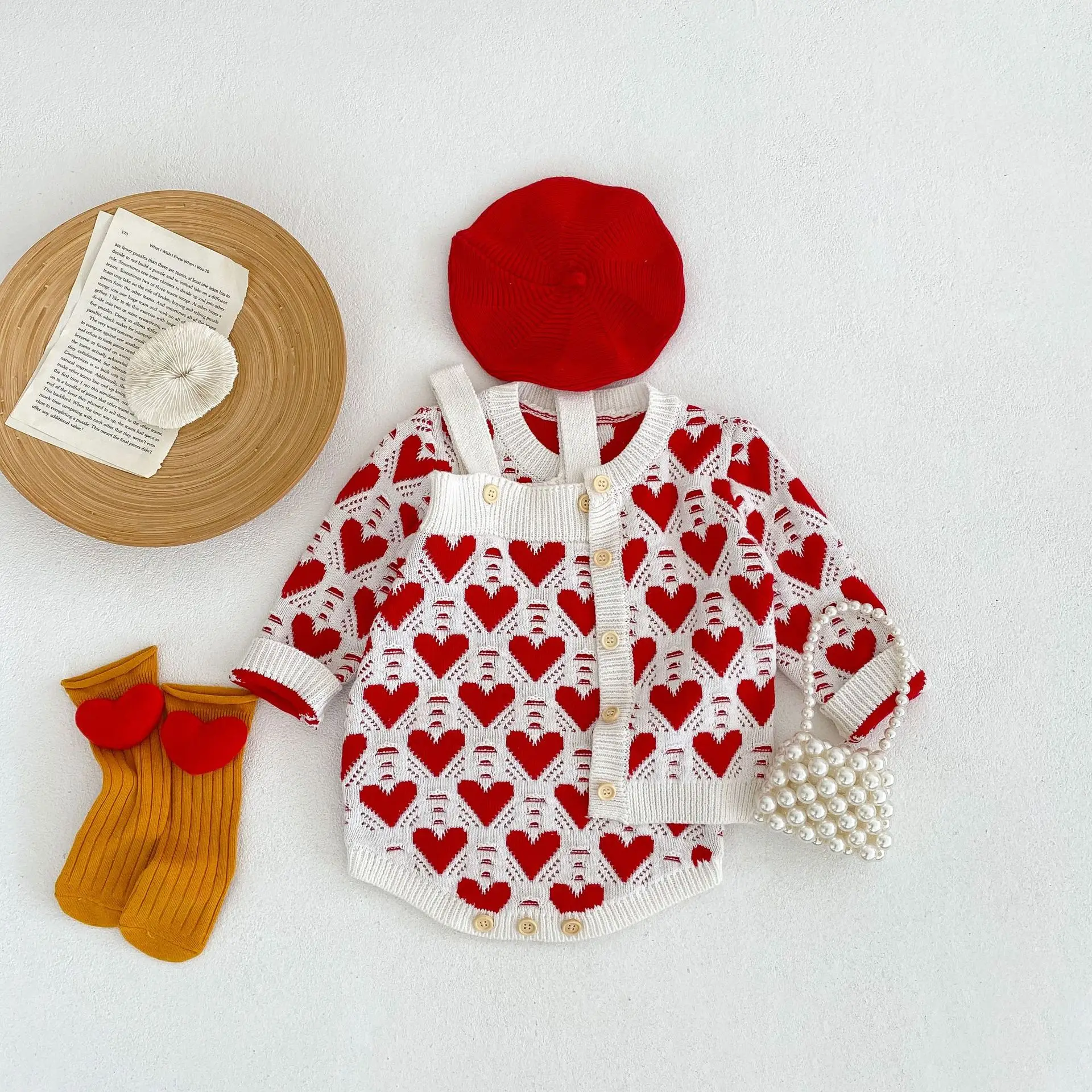

Spring Baby Bodysuit Set Girls Knit Tops Love Heart Jacquard Cardigan Coat Cute Infant Girls Sling Romper Toddler Matching Sets