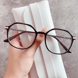 Chic Oversized Blue Light Blocking Glasses for Women - Stylish Anti - Stress Eyewear for Office and Computer Use (Black)