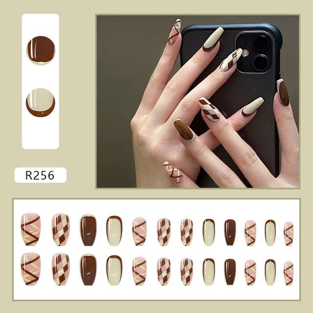 Checkerboard Fake Nails Press on False with Designs Set Fashion Save Time Wearable Manicure Patch False Nails With Glue