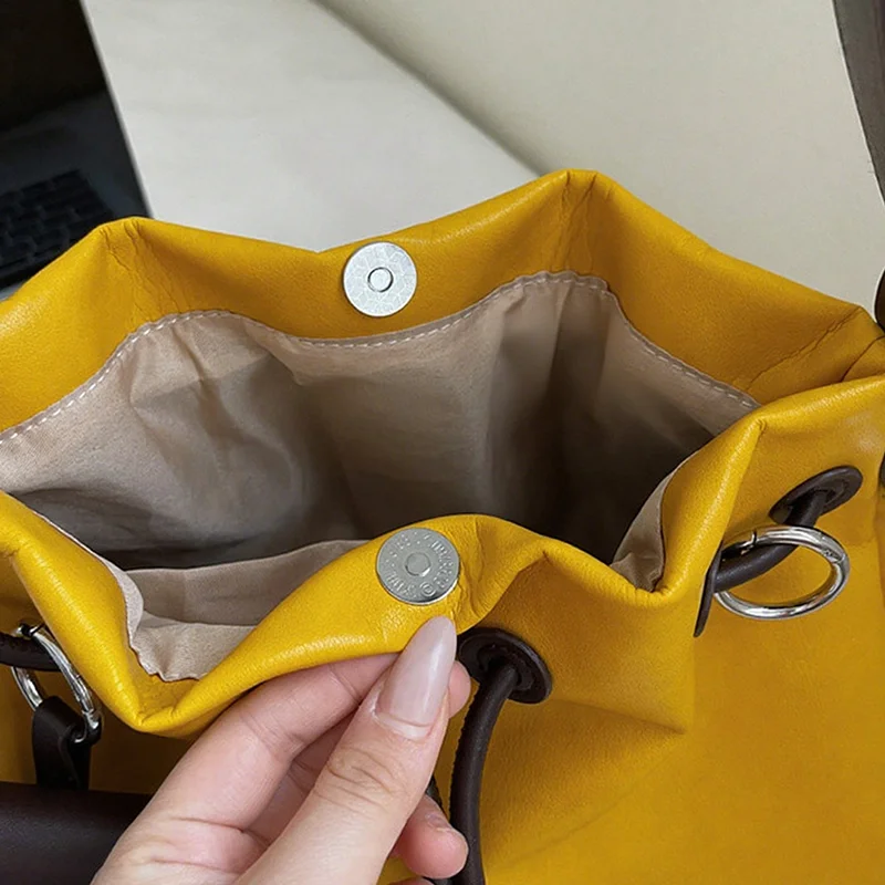 Women'S Drawstring Bucket Bag Fashion Casual Shoulder Bag Large Capacity Tote Bag Crossbody Bag Adjustable Shoulder Strap