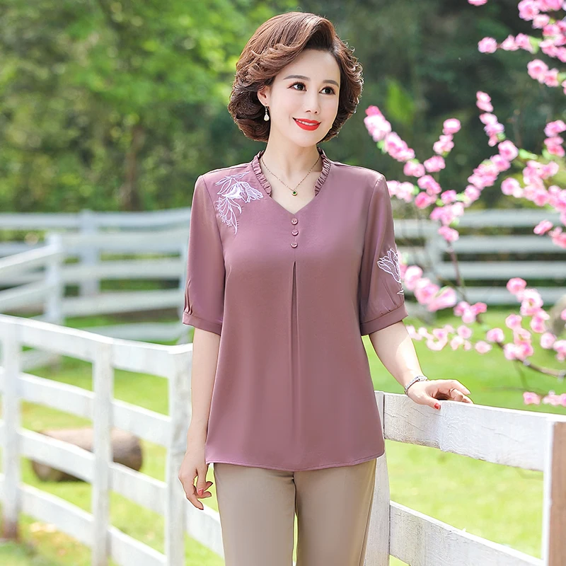 

Women Summer Pullover Short Sleeve Tops Embroidery T-Shirts V-Neck Casual Loose Middle Aged Mother Clothes