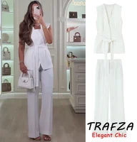 סט וסט אדום רומנטי לנשים TRAFZA עם צווארון V, חגורה, מכנסיים מתרחבים חדשים לאביב קיץ 2025, אופנת רחוב גבוהה אלגנטית לנשים 2