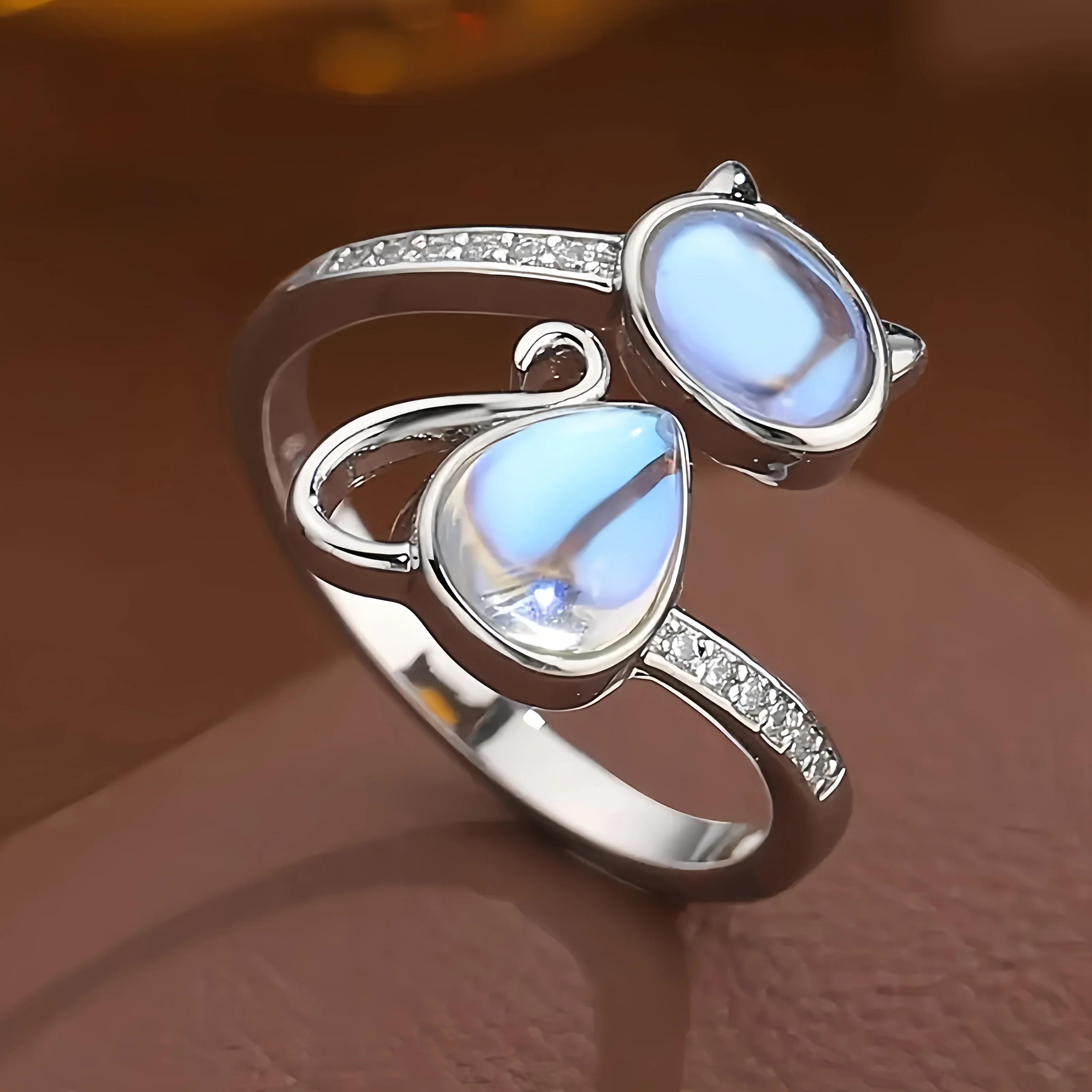 Cute Cartoon Design Cat-Shaped Imitation Moonstone Ring for Women Tiny Cat Adjustable Rings Daily Jewelry Gifts