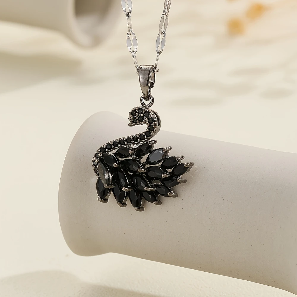 Schwarze Schwan-Halskette mit Anhänger, süße romantische Liebe, Kristall-Zirkon-Serie, Valentinstagsgeschenk für Mädchen