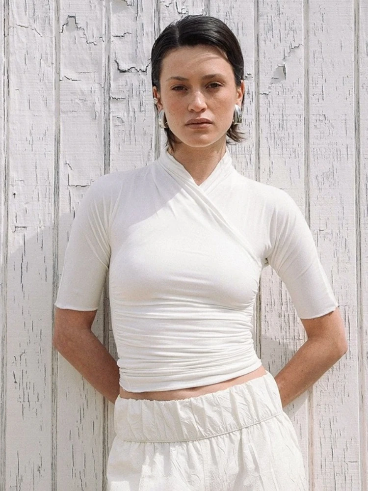 Camisetas con cuello mandarín para Mujer, ropa De calle, Top corto De Color sólido, Ropa Y2k, Camisetas De media manga ajustadas, Ropa De Mujer