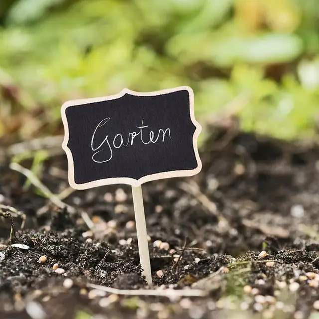식물 이름 태그로 정원을 쉽고 즐겁게 관리하세요