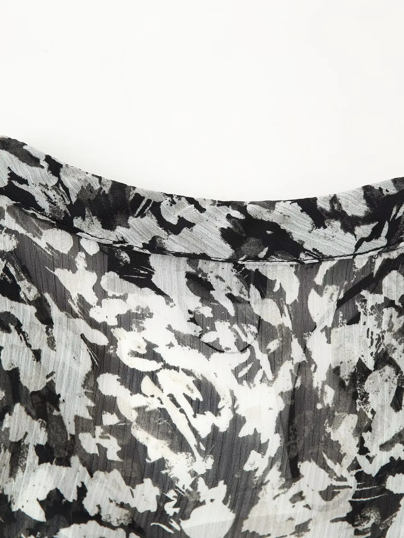 Women Printed Dress Spring Autumn New French Style Mini Dress With Belt Lady V-Neck Sexy Fashion High Street Cute Short Dress