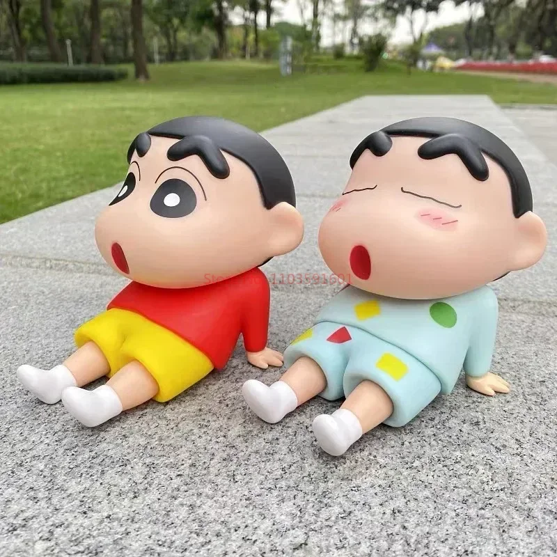 

12 см Crayon Shin-chan, фигурка Shin-chan, аниме фигурки мобильный телефон, коллекционная декоративная игрушка для комнаты, подарок на день рождения