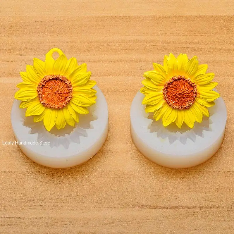 Stampo in silicone a forma di girasole. Stampo in silicone a forma di fiore grande per sapone. - Italia