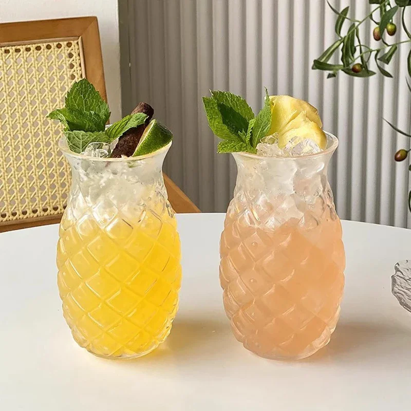 Pineapple Shaped Cocktail Glass Creative Bar Transparent Juice Cup Elegant Special Drink Glass for Restaurant Party Bar Supplies