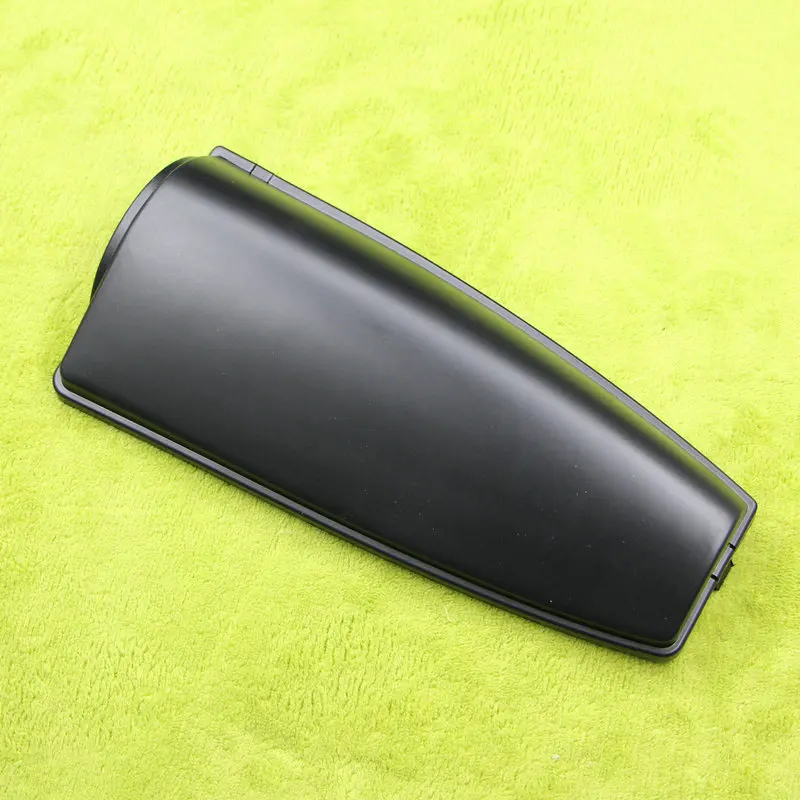 Apply to Passat CC tiguan superb Sharan Intake pipe Water tank frame air inlet cover Air inlet cover 1KD 129 618 1K0 805 965