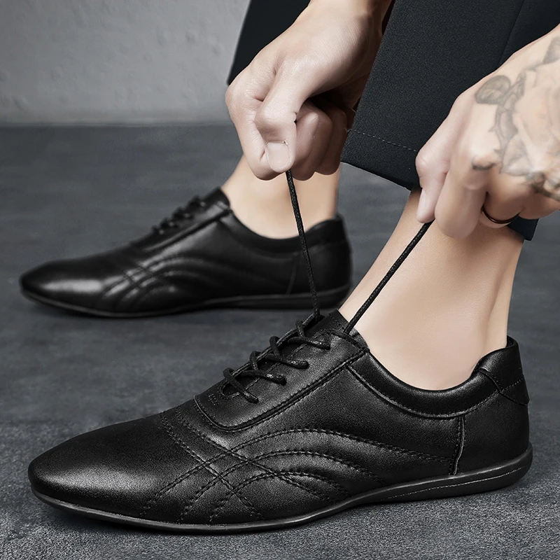 

Men Oxford Shoes lace up Top Quality Dress Shoes Men Flats Sneakers Fashion Men Soft Walking Leather Work Shoes men footwear