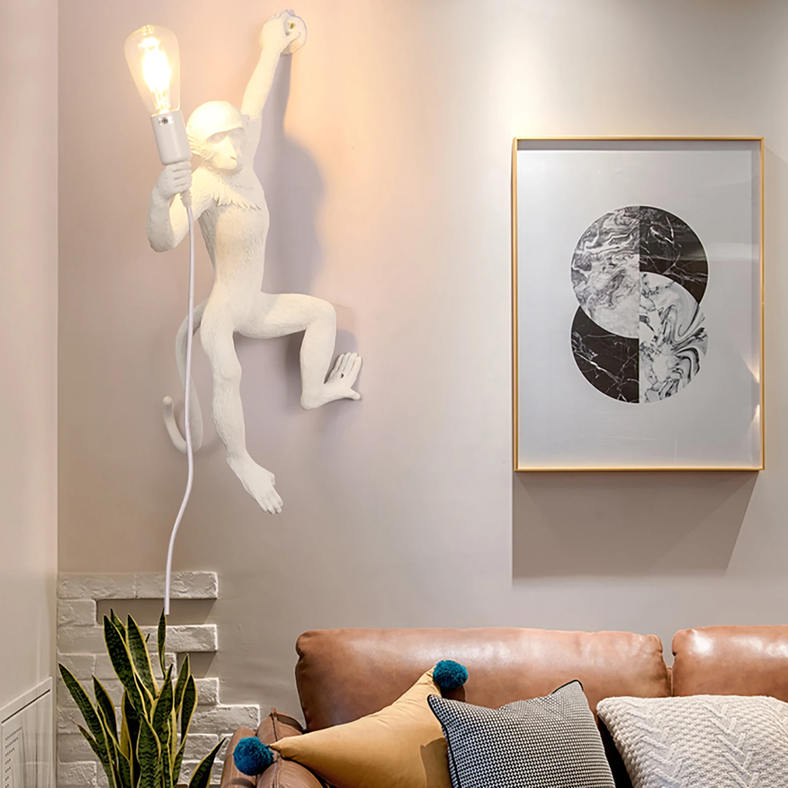 Retro Monkey Wall Light Creative Resin Wall Lamp Sitting Monkey /Hanging wall Shape Bedroom Study Home Decor Wall Table Lamp 4