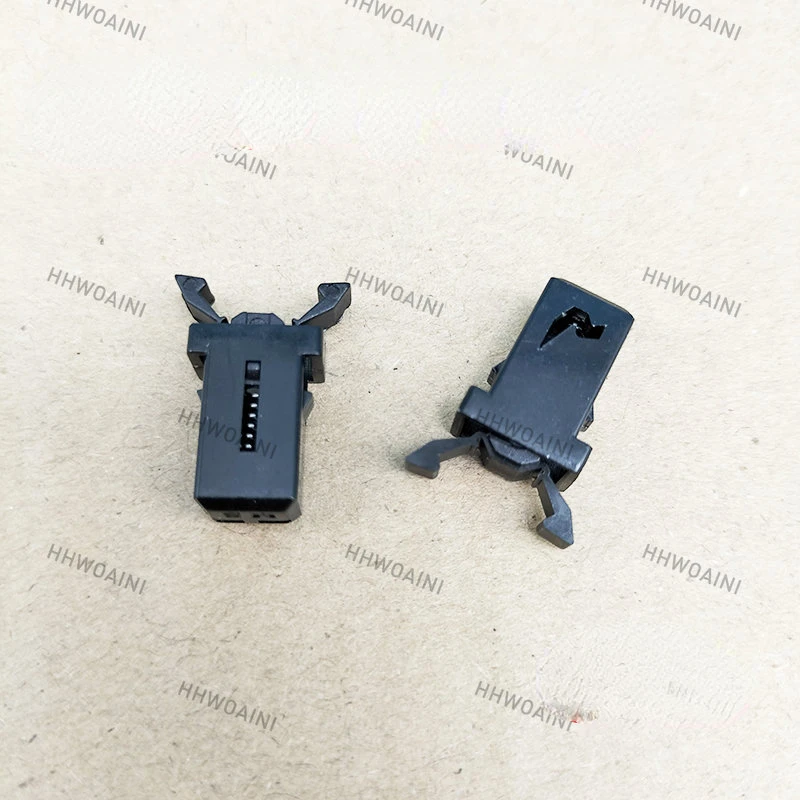 

For Subaru Tribeca Aohu XV Roof Glasses Case Reading Light Switch Lock Catch Accessories Clip Buckle