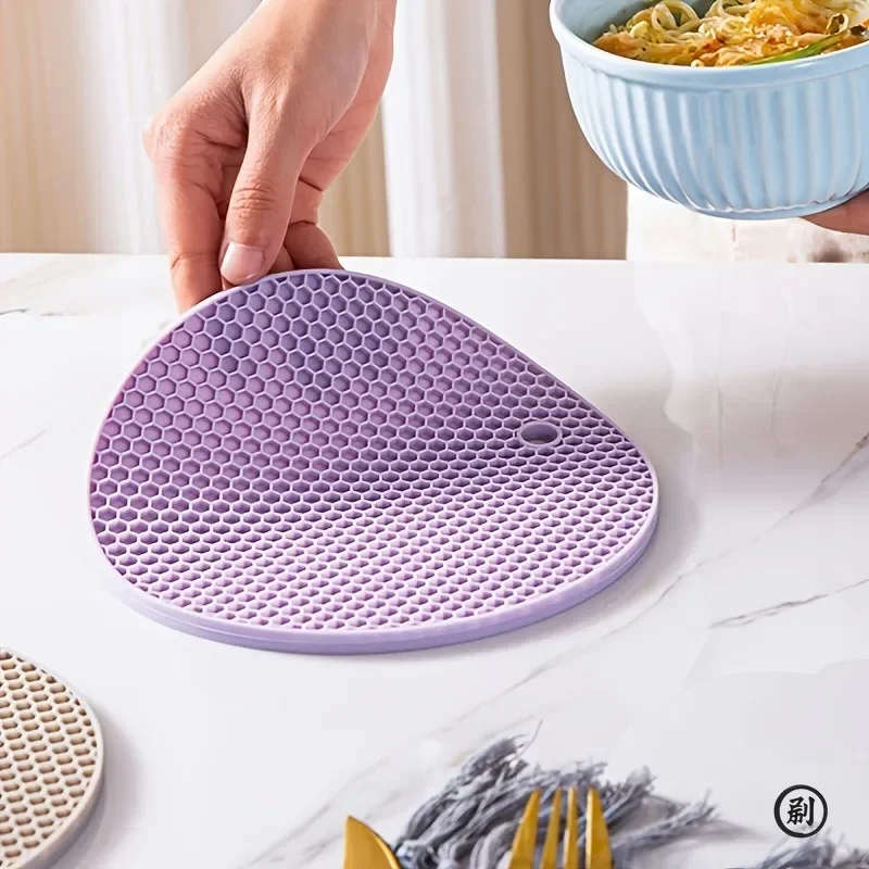 Household Kitchen Silicone Anti Scalding 1PC Mat Pot Rack Countertop Protection Heat-resistant Anti Slip Circular Silicone Mat