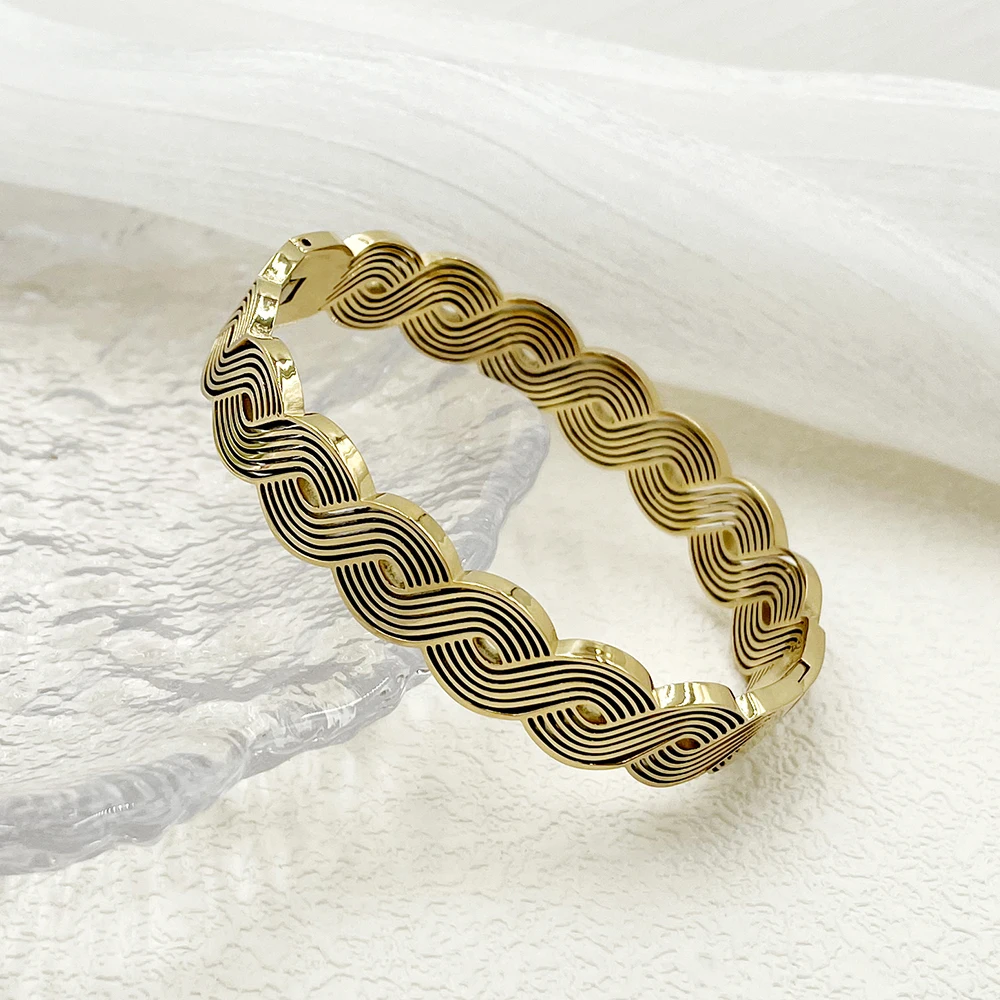 

JINYUE Wave Embossing Stainless Steel Open Bracelet 14k Gold Plated Women's Jewelry Elegant Stylish Women's Bracelet