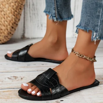 2024 Summer Women's Slippers Shoes Ladies Slides High Quality Sandals Womens Shoes Tongs Femme Fashion Design Beach Flat Slipper 1