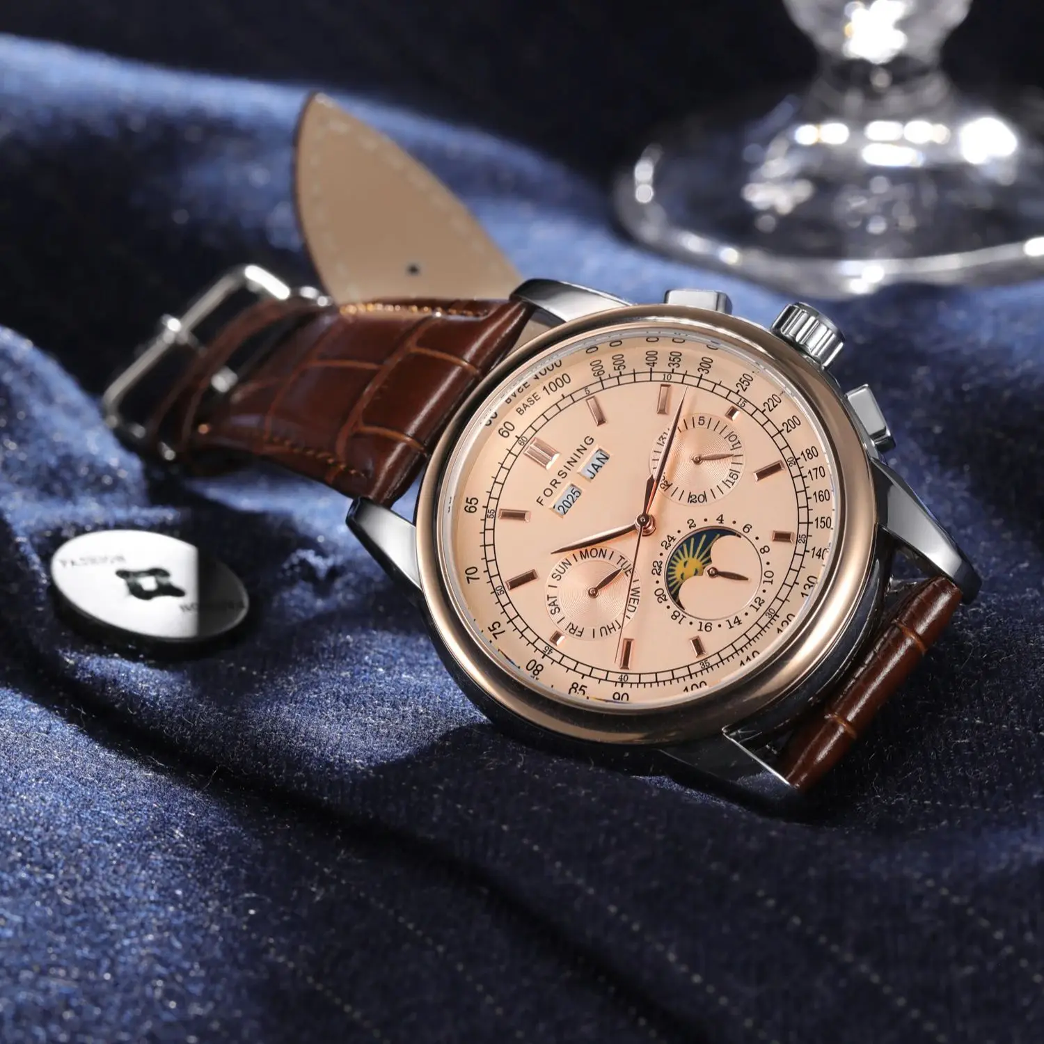 รูปสินค้า นาฬิกา Retro หรูหรา สายหนังน้ำตาล ตัวเรือน Rose Gold