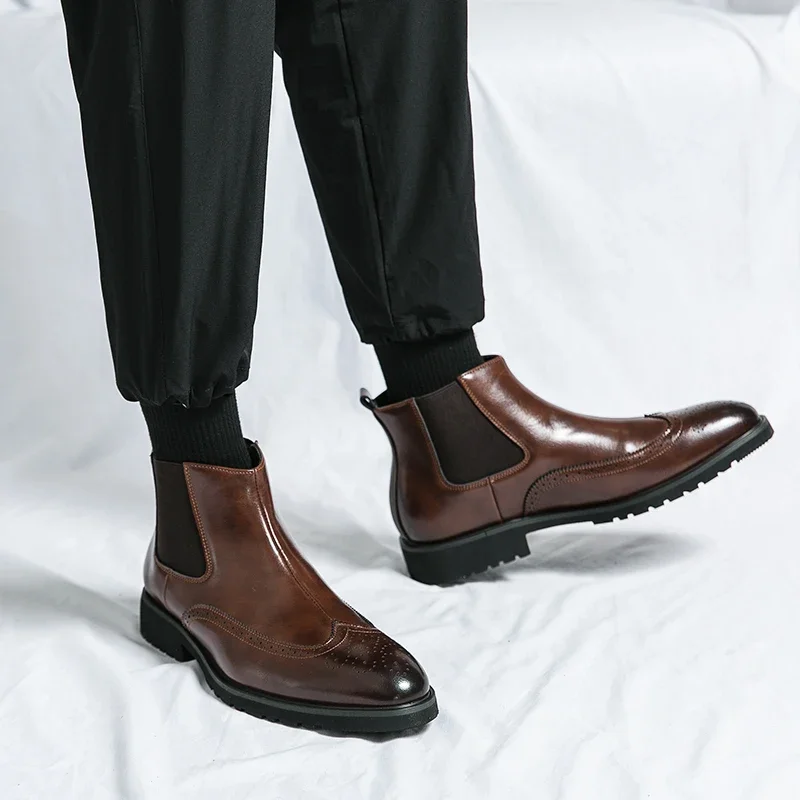 European Station Men  New Chelsea Leather Shoes Round Toe Casual Retro Anti slip Durable Black Brown Sizes 38-46 Male Boots