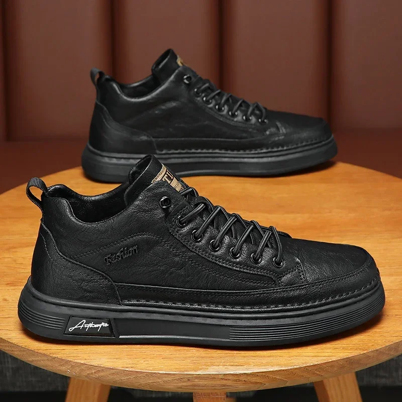 

Мужские повседневные кожаные туфли, британская обувь средней высоты, модные Универсальные мужские байкерские ботинки до щиколотки, мягкие удобные классические туфли для мужчин