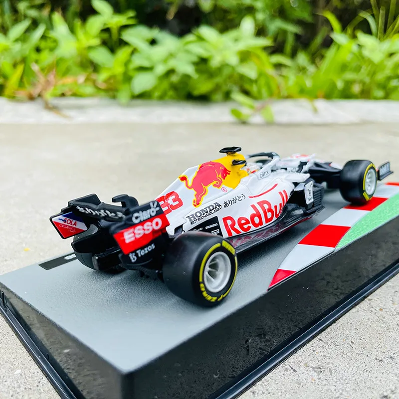 Bburago 1:43 2021 F1 Red Bull Racing RB16B 33# Max Verstappen Turkey Special Livery Racing Die Cast Model Alloy Car Toy