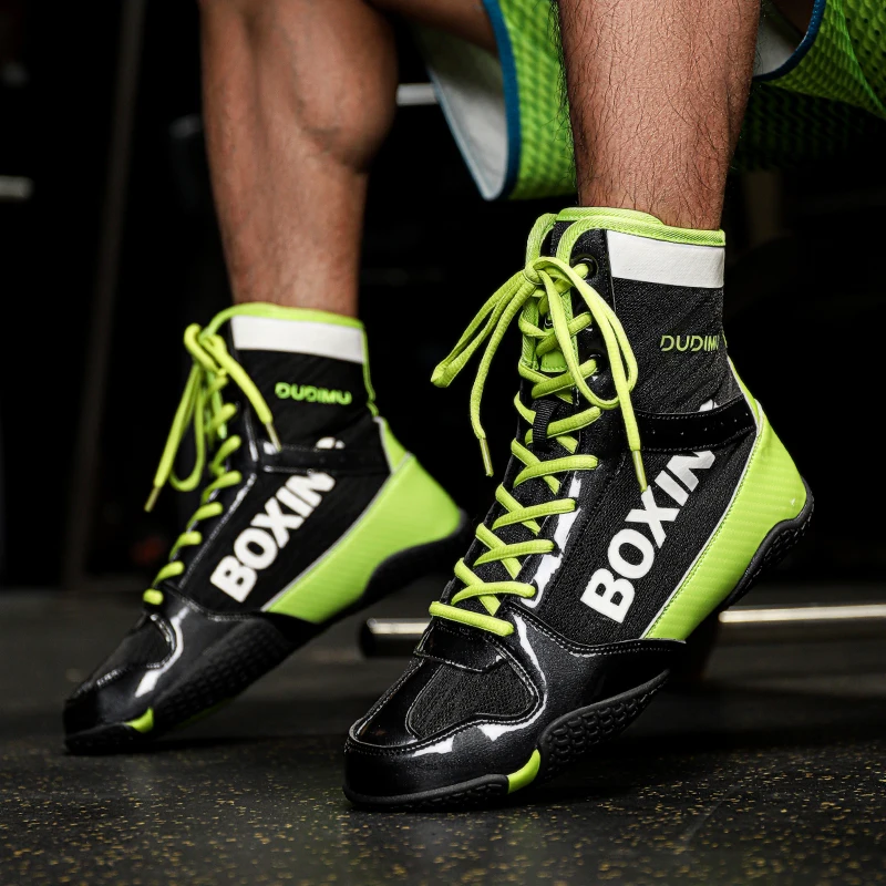 New Breathable Boxing Shoes Men's Lightweight Boxing Boots Women's Anti-slip Flight Sneakers Casual Comfortable Wrestling Shoes