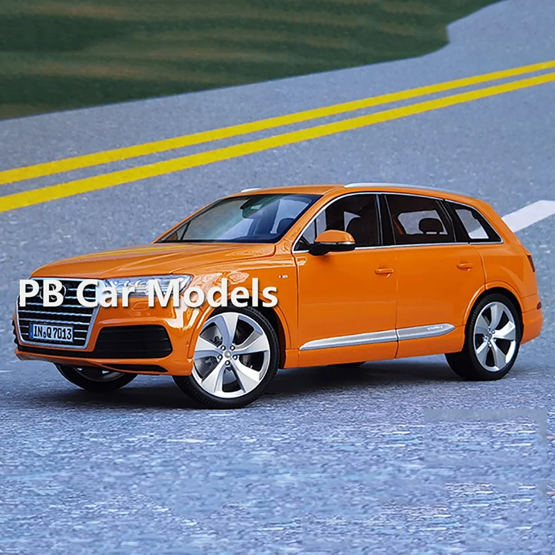 

Minichamps original Q7 SUV alloy simulation 1:18 full open car model off-road vehicle