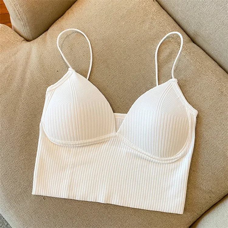 A Women Crop Top