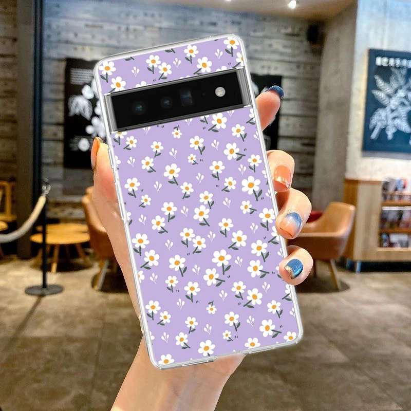 Transparent Daisy Graphic Soft TPU Phone Case with Enhanced Protection