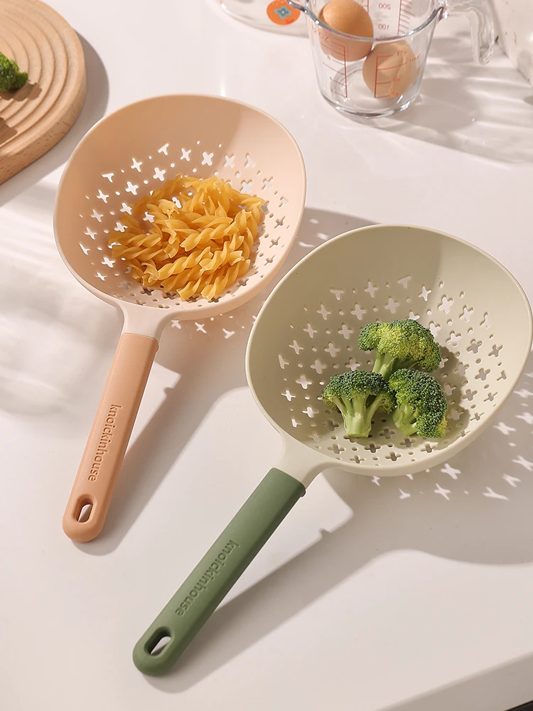 

High Color Lo Mein Scoop Large Drain Scoop Household Kitchen High Temperature Resistant Water Draining Pasta Scoop Strainer