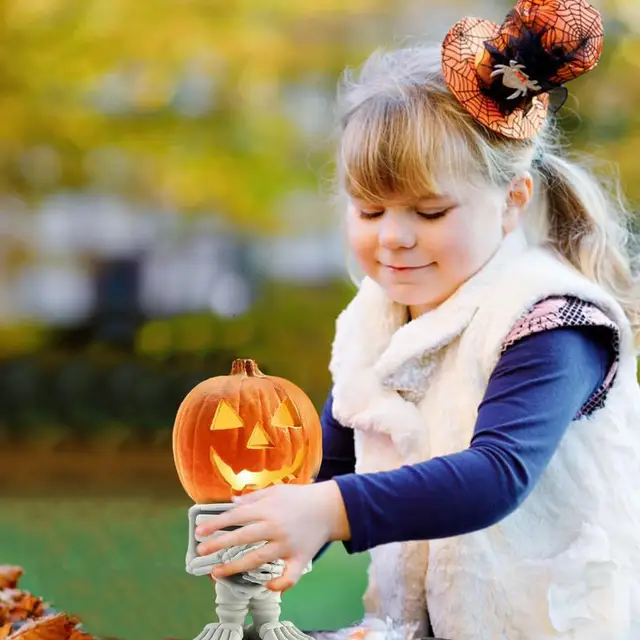 Pumpkin Knight Ornament Horror LED Decoration Ornament Gnome Resin Mini