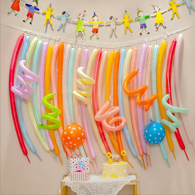 Description Picture 3 of item100pcs Balloon Long Strip Spiral Style Color Latex Gathering Party Birthday Wedding Decoration Balloon Design with Inflator