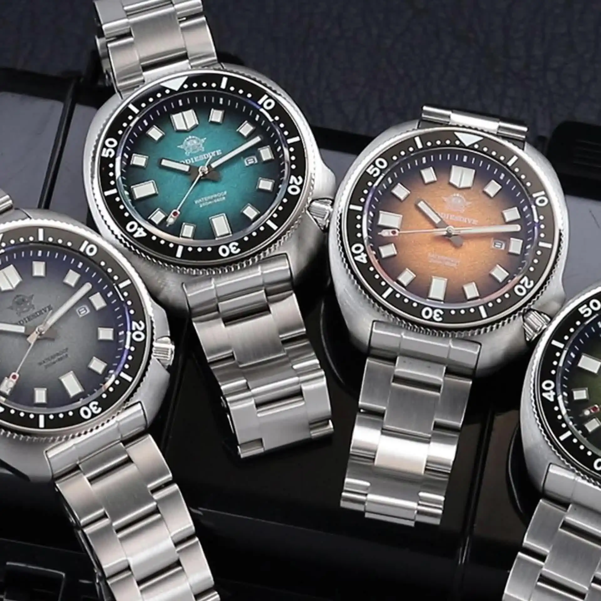 ADDIESDIVE Men's Quartz Watch AD2511 200M Dive Watch Sapphire