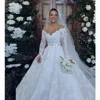Sweetheart  Button Beautiful Embroidered A-Line Lace Appliques Bridal Gowns Long Sleeves Luxury Wedding Dresses For Women 2024 1