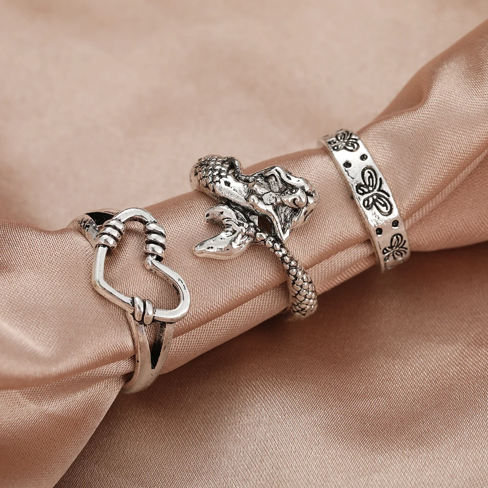 Punk Gothic Heart Ring Set for Women Black Dice Vintage Spades Ace Silver Plated Retro Rhinestone Charm Billiards Finger Jewelry 