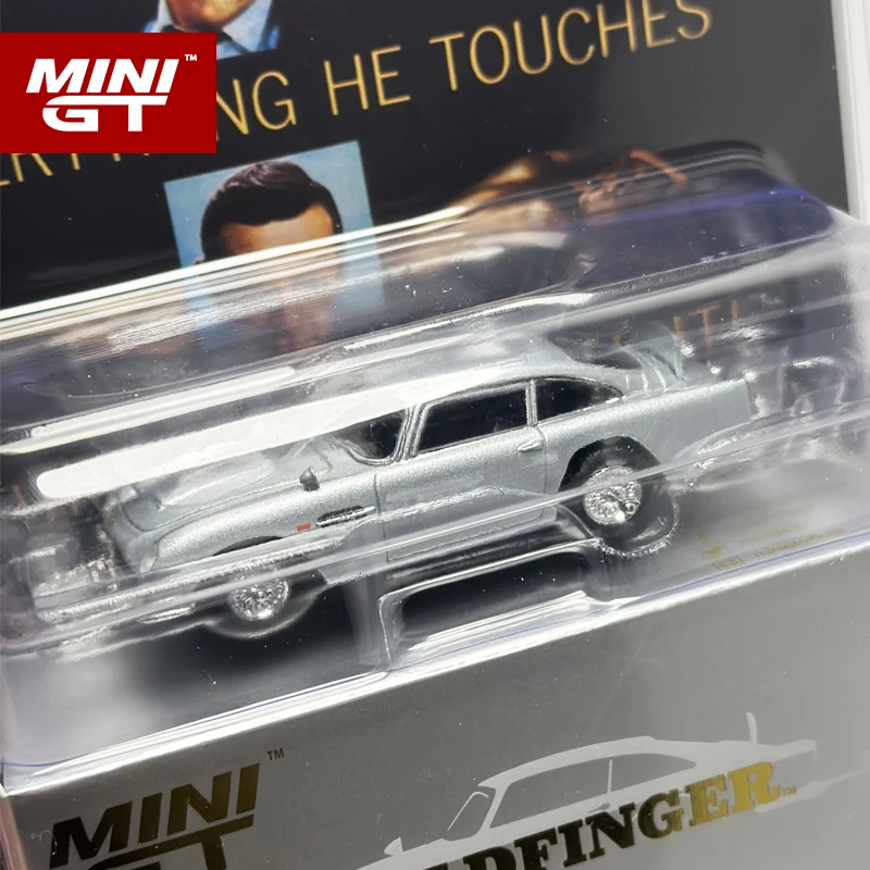 MINIGT 1:64 Silver Alloy Car Collectible
