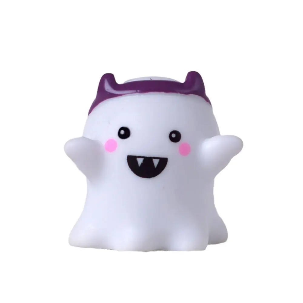 Resin Halloween Ghost Decoration Mini Ornament