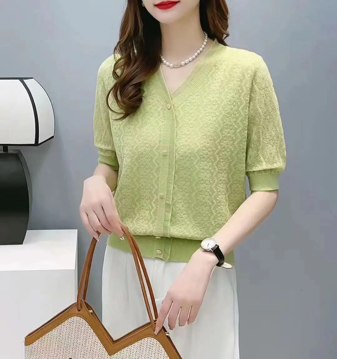 

Women's Lace Wool Blouse 2023 Summer Hollow Out Knitwear T shirt Ladies V-Neck Wool Blouse Top Elegant Short Sleeve Knit T-shirt