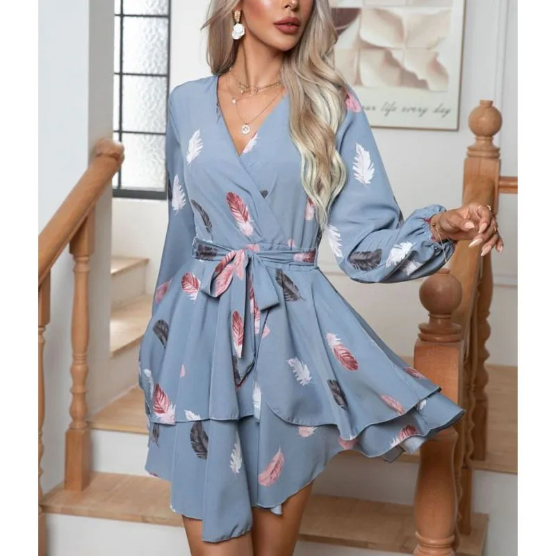 

2023 New Autumn Fashion Feather Print Multi Layered Bottom V-Neck Long Sleeve Temperament Commuter Women's Ruffle Lace Up Dress