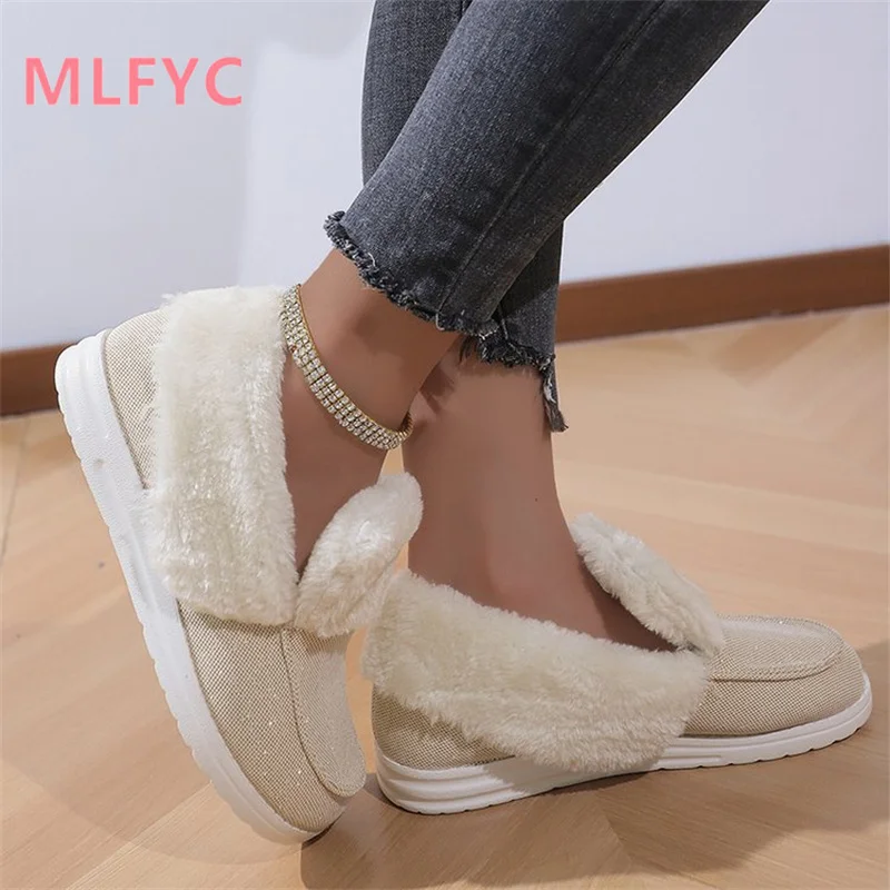 Winter Plush Thickened Short Plush Snow Boots Ladies Flat Bottomed Casual Boots Round Toe New Women's Boots