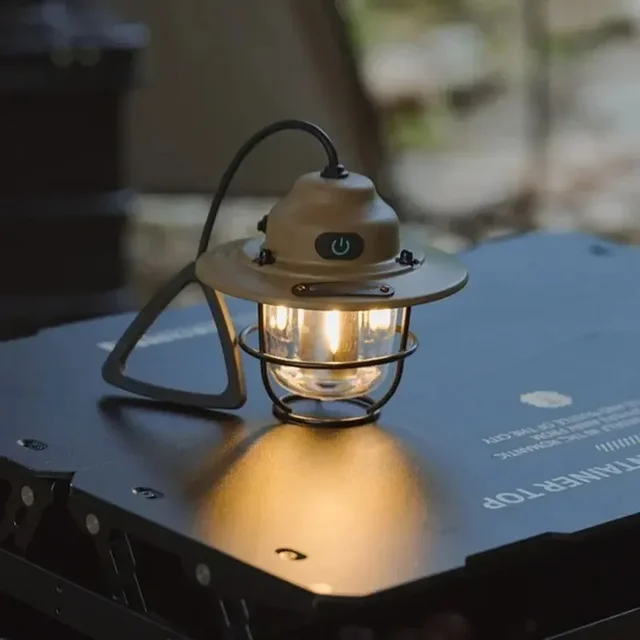 Mini Retro Camping Lantern 4
